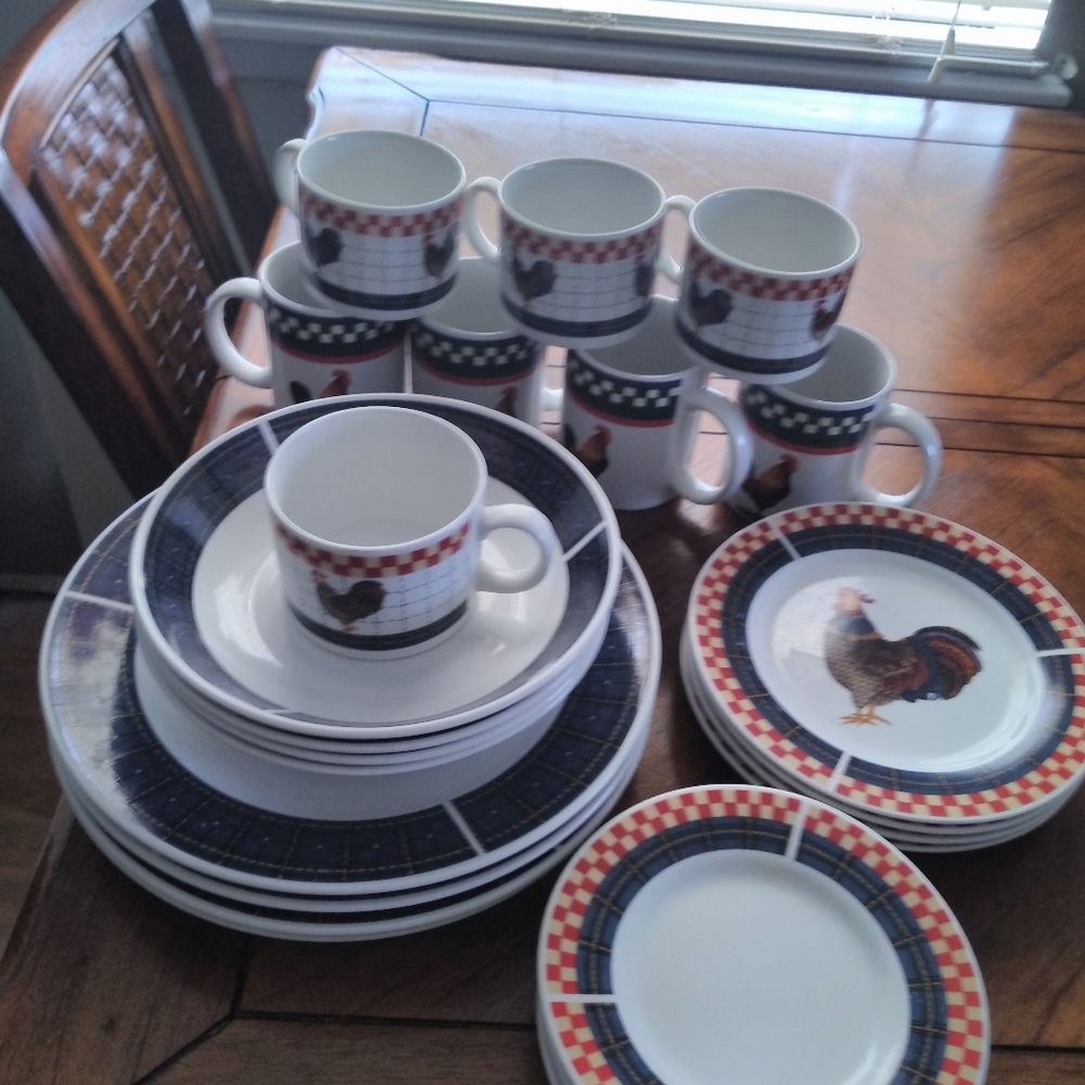 Vintage rooster dinner ware set